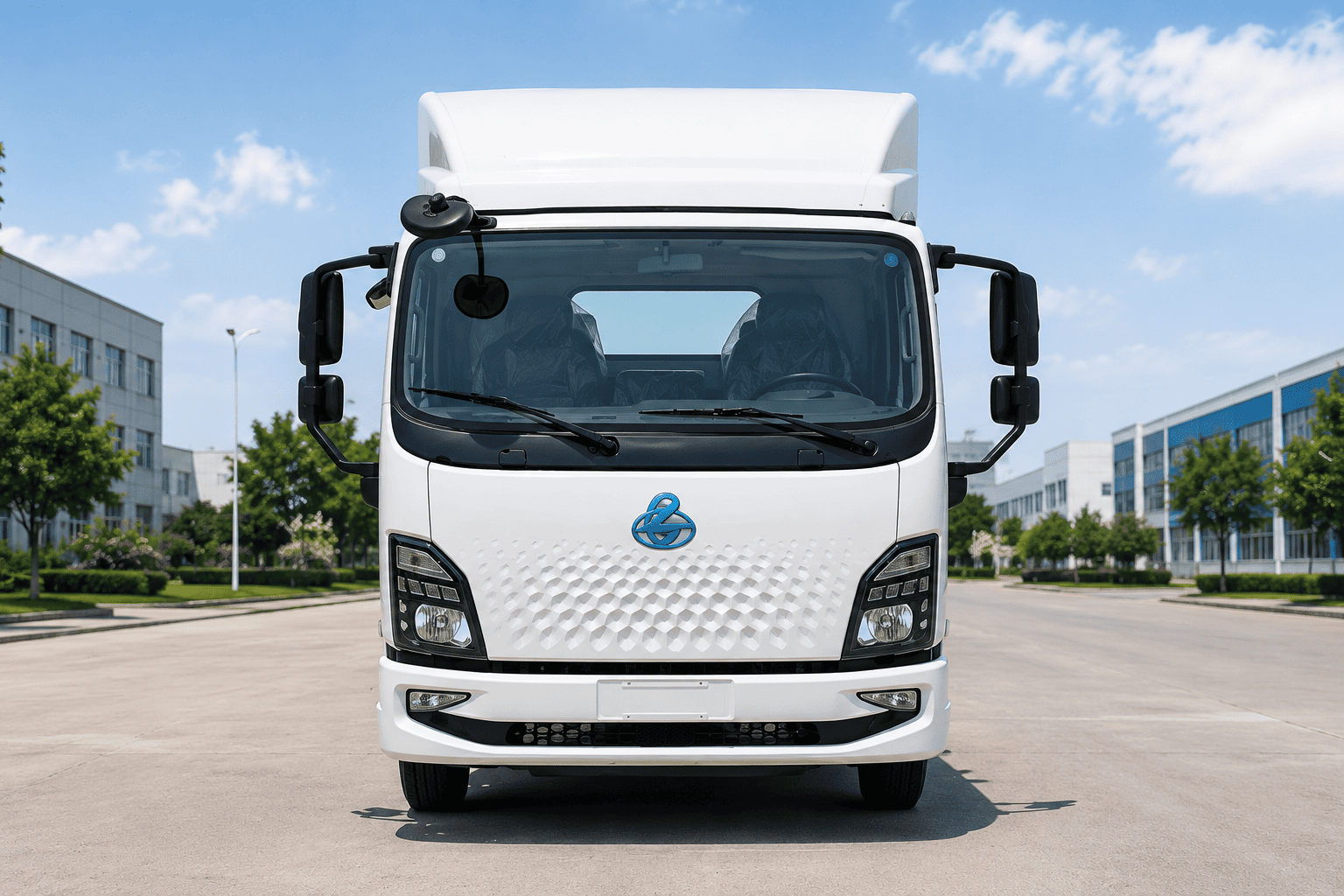 Chen Long L2EV electric truck front view
